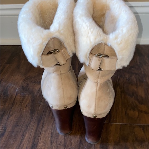 UGG Heeled boots only worn a few times - Picture 6 of 6